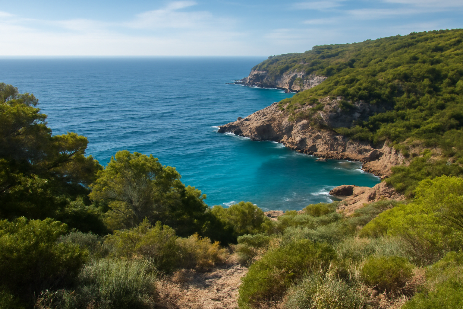 Mirador sobre la costa cerca de Estudio Fran